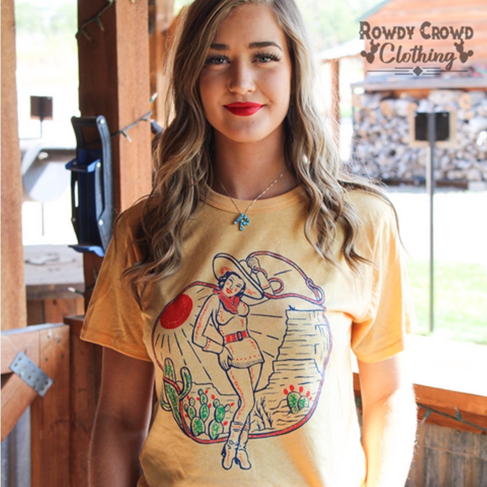 Rowdy Crowd yellow sweetheart rodeo tee with vintage cowgirl size XL